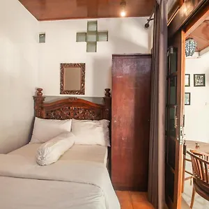 Taksu Bali Kuta (Bali)